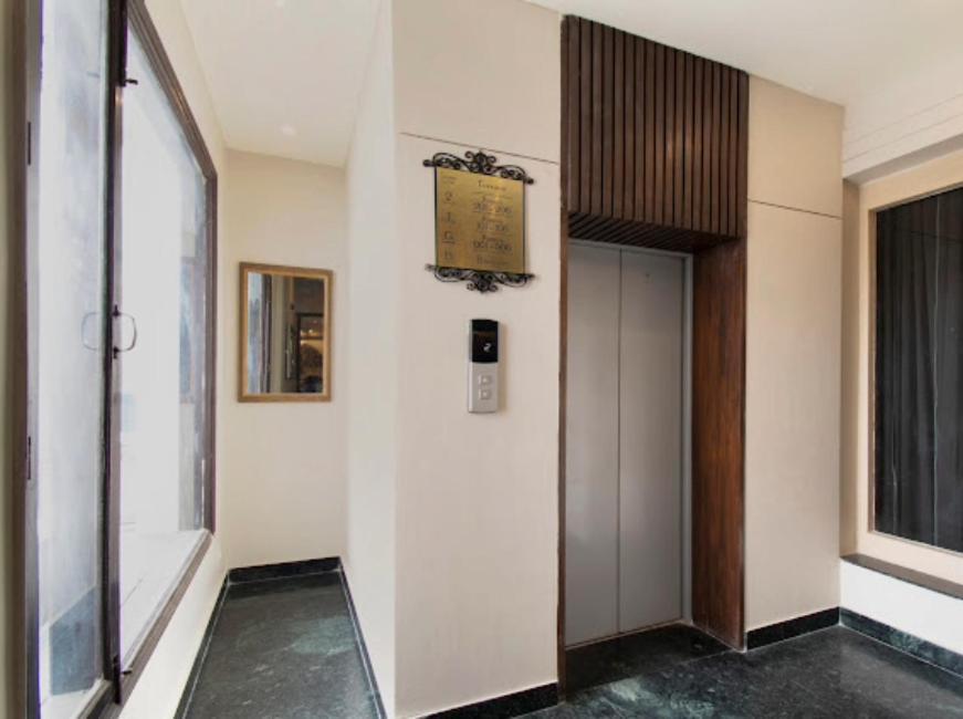 Hotel Imperial Park Sector 45 Gurgaon Exterior foto