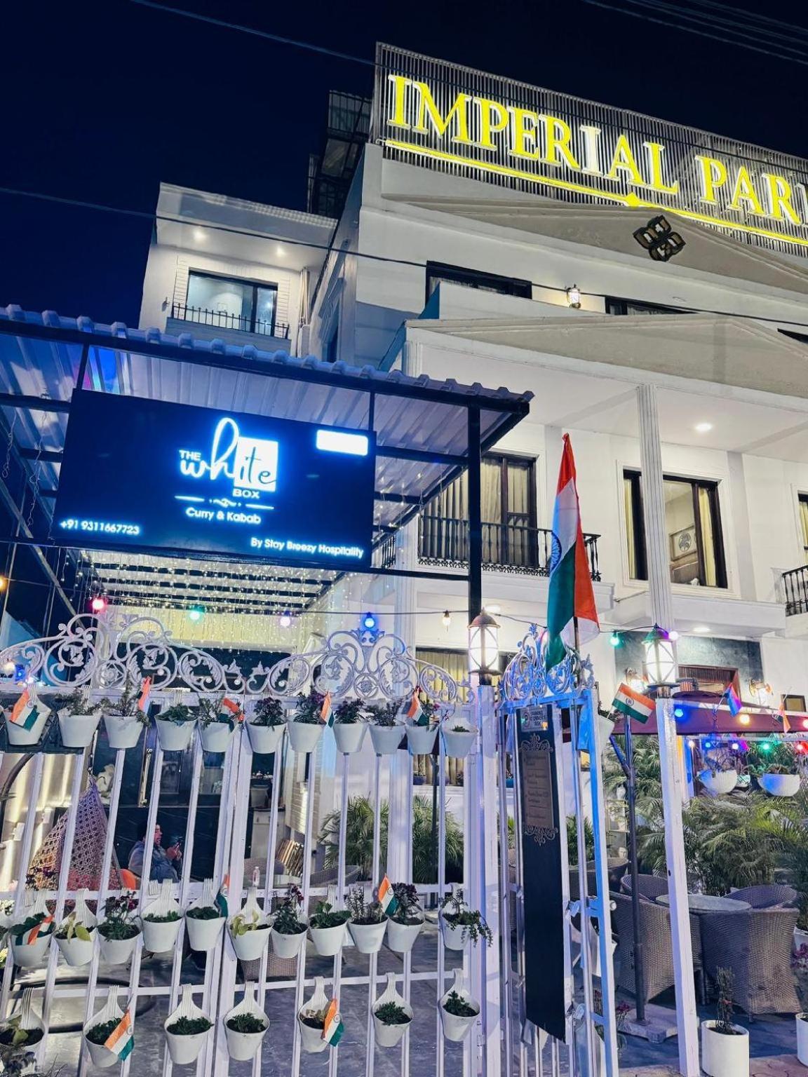 Hotel Imperial Park Sector 45 Gurgaon Exterior foto